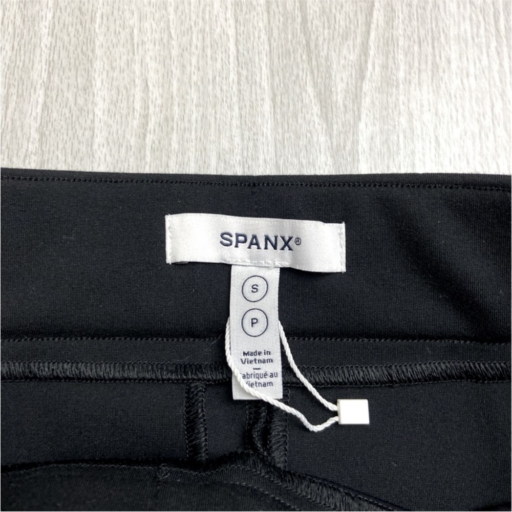 SPANX Super Smooth Perfect Fit Ponte Kick Flare Black trouser pant - Picture 11 of 12